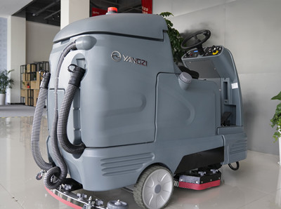 駕駛式洗地機(jī)無(wú)法正常行走是什么原因